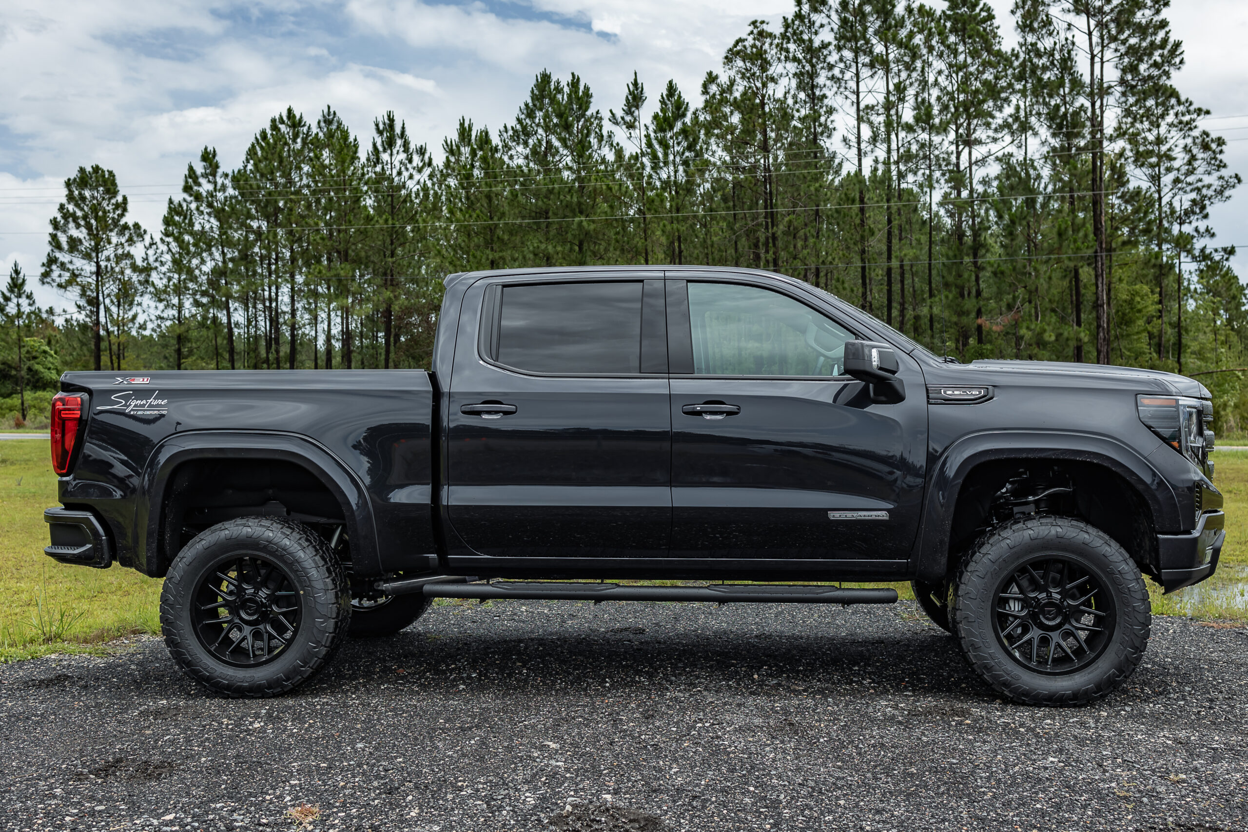 GMC 1500 Signature Black