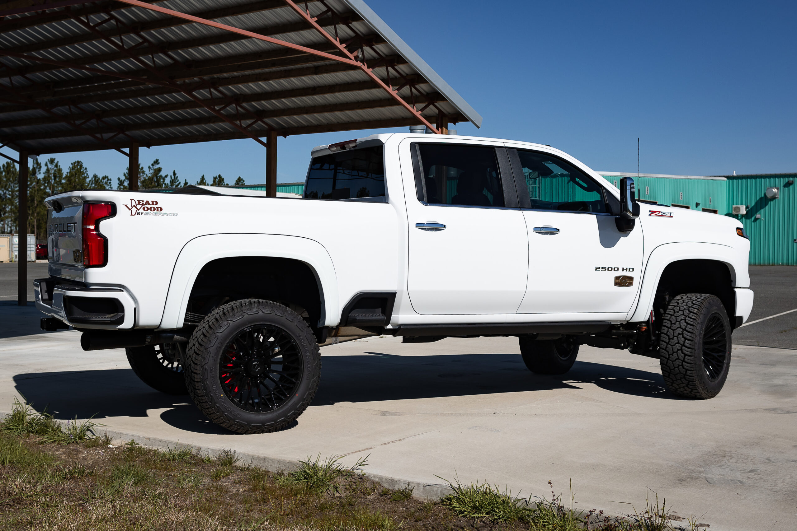 Chevy 2500 Deadwood White