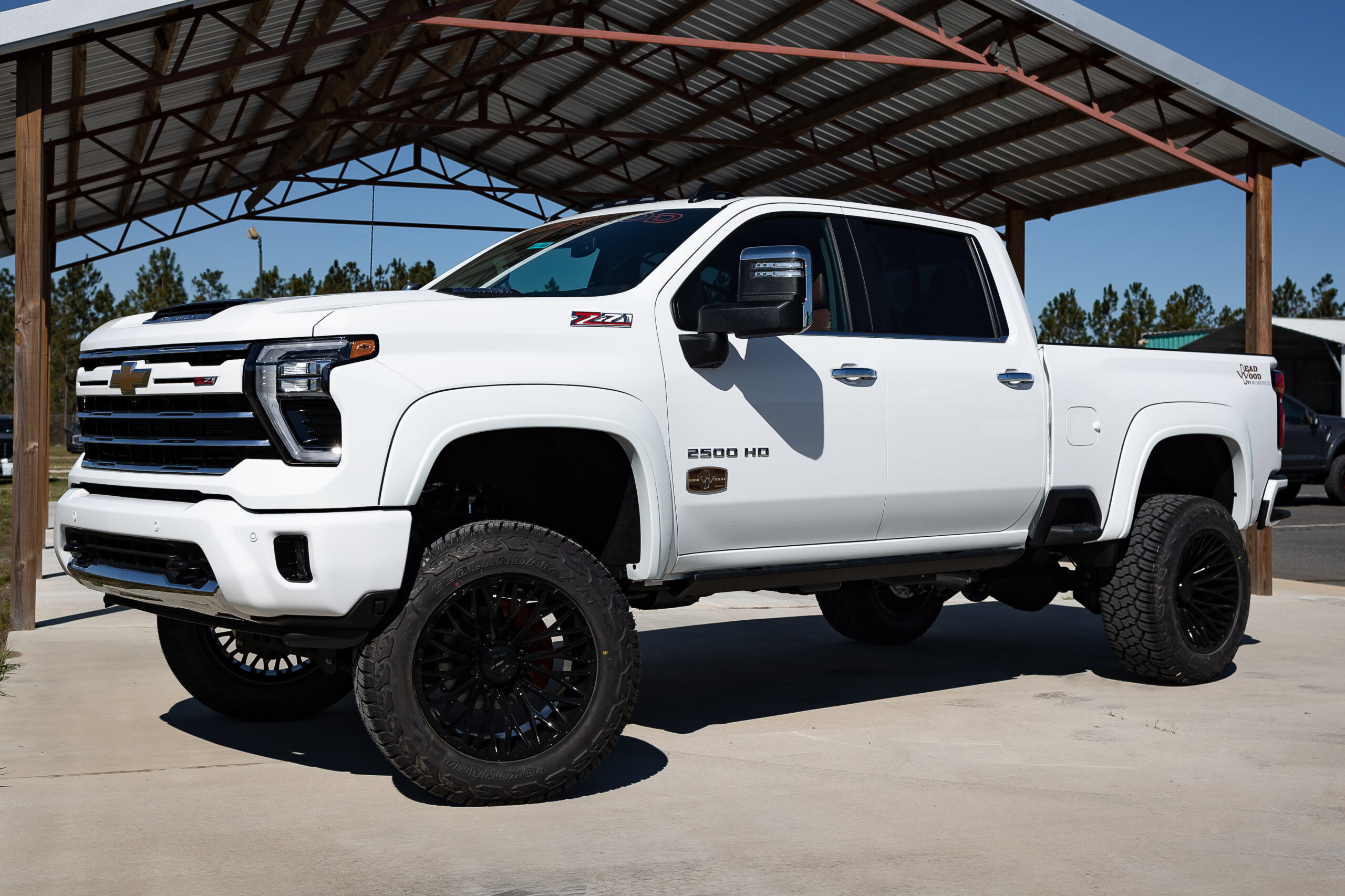 Chevy 2500 Deadwood White