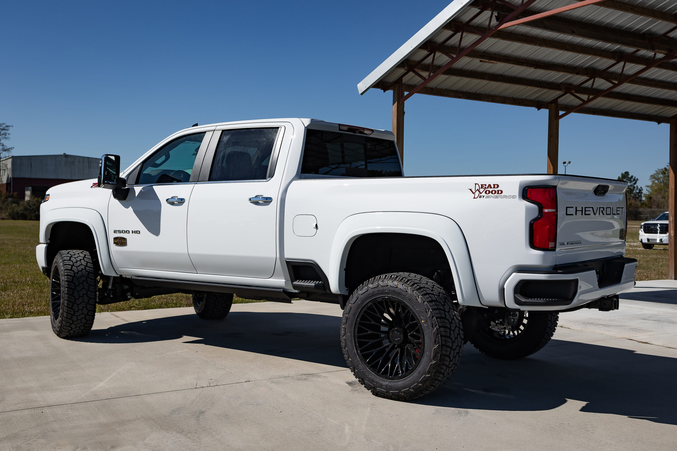 Chevy 2500 Deadwood White