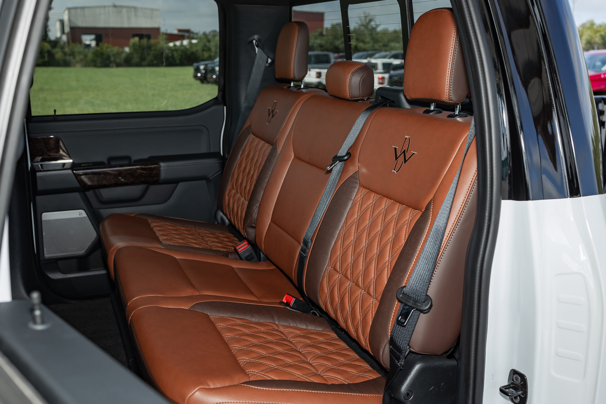 Ford F-150 Deadwood White