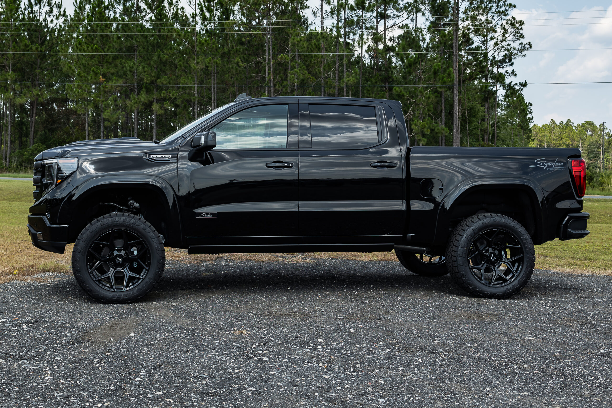 GMC 1500 Signature Black