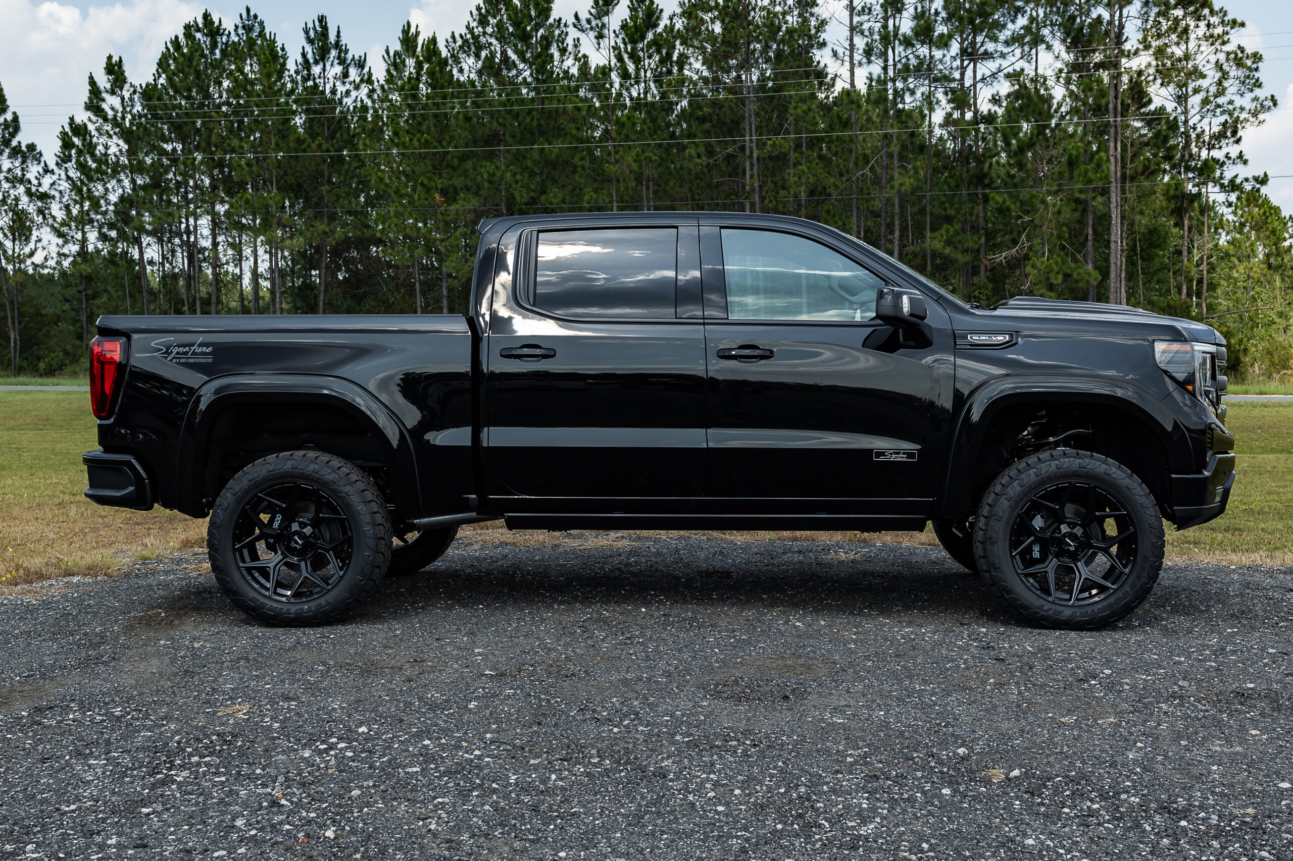 GMC 1500 Signature Black