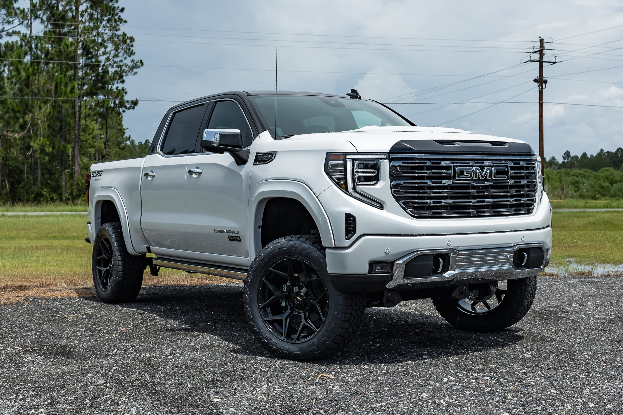 GMC 1500 Eclipse White