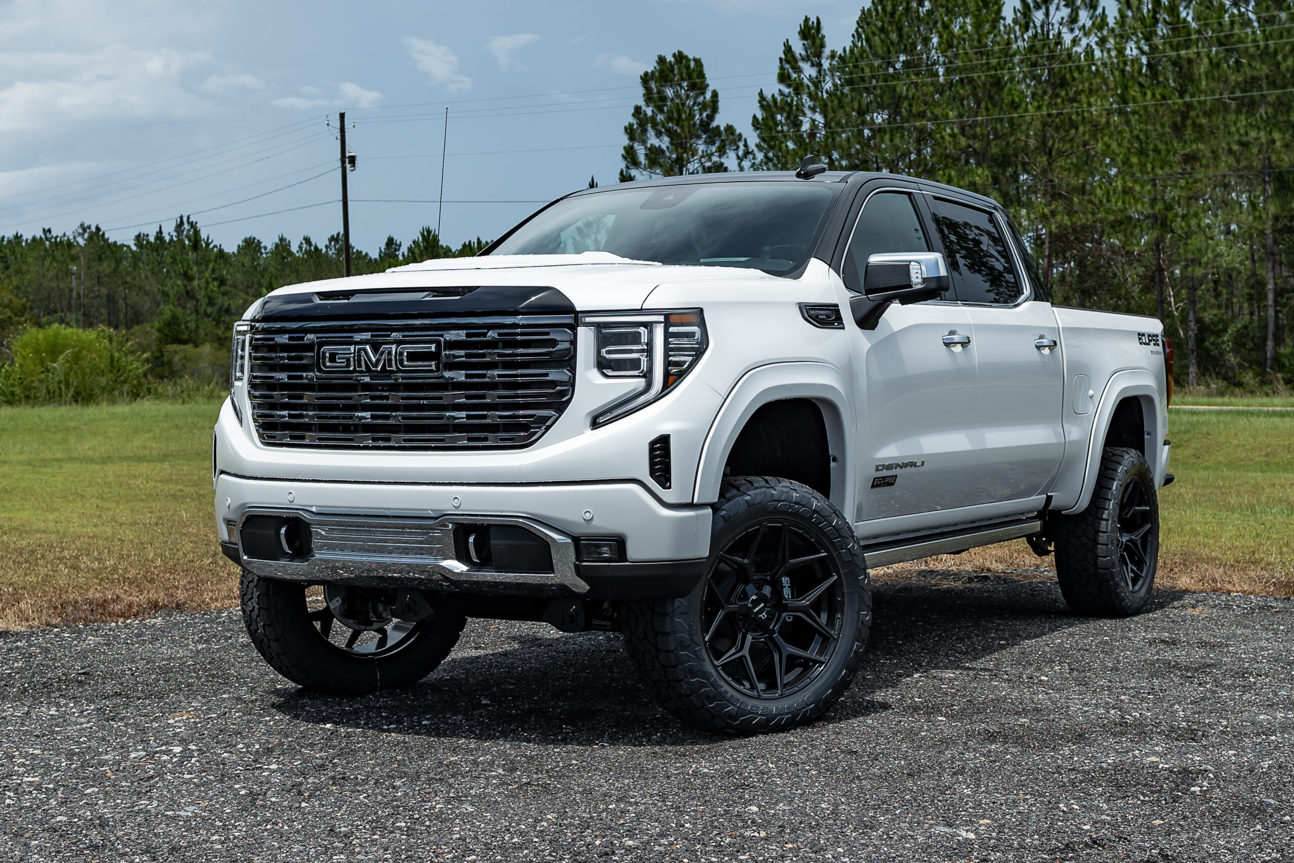 GMC 1500 Eclipse White