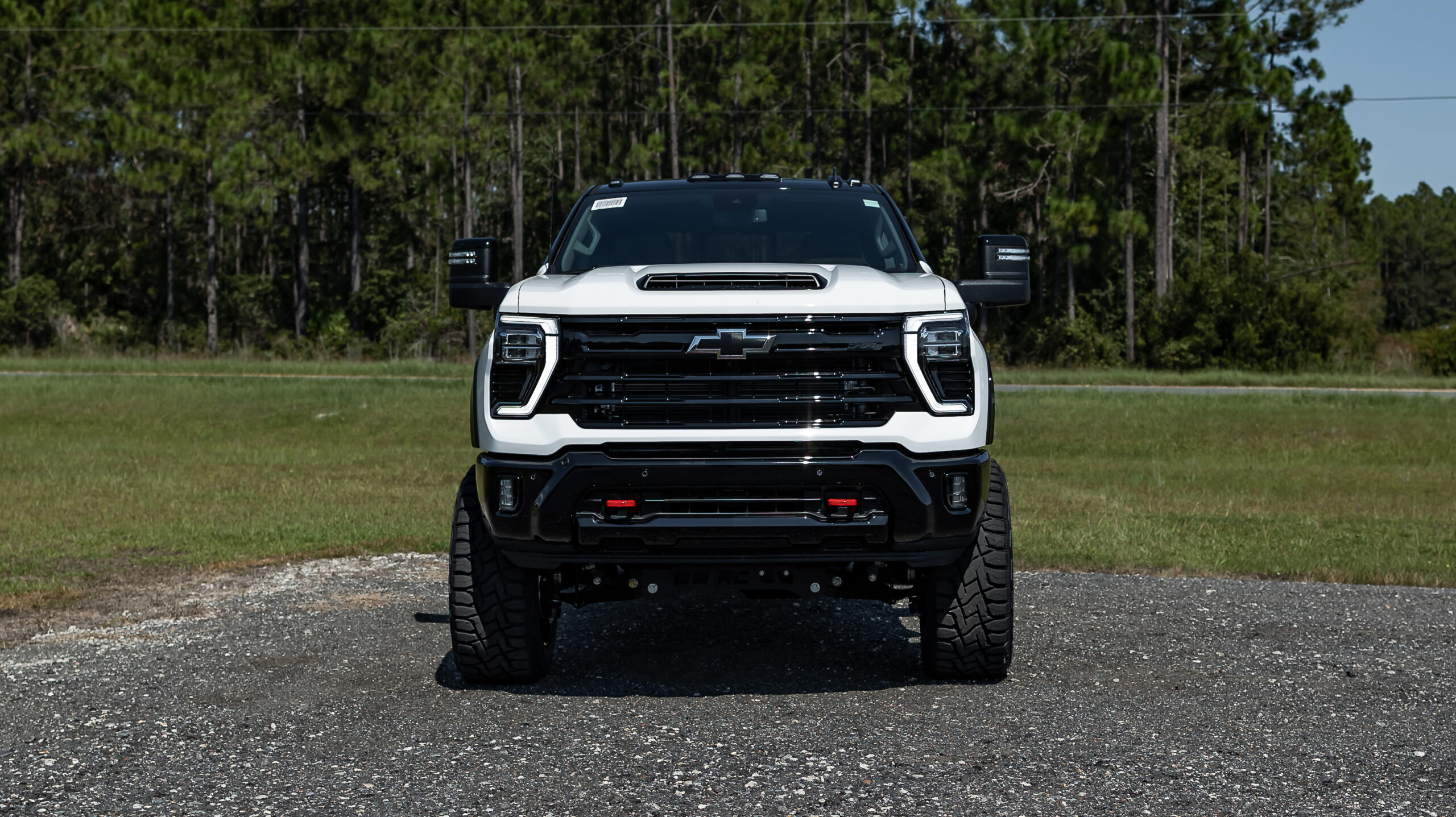 Chevy 2500 Eclipse White