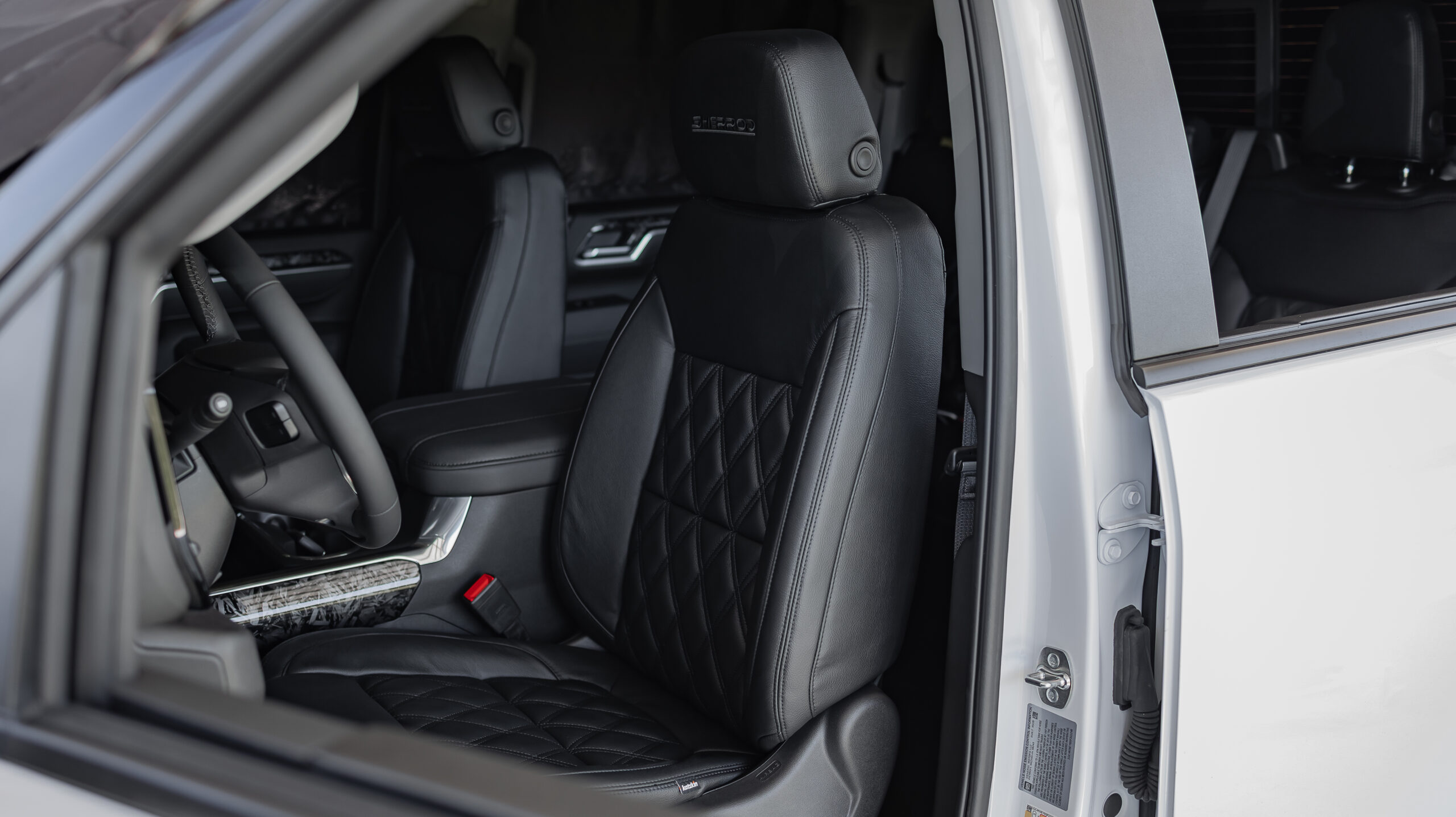 Chevy 2500 Eclipse White