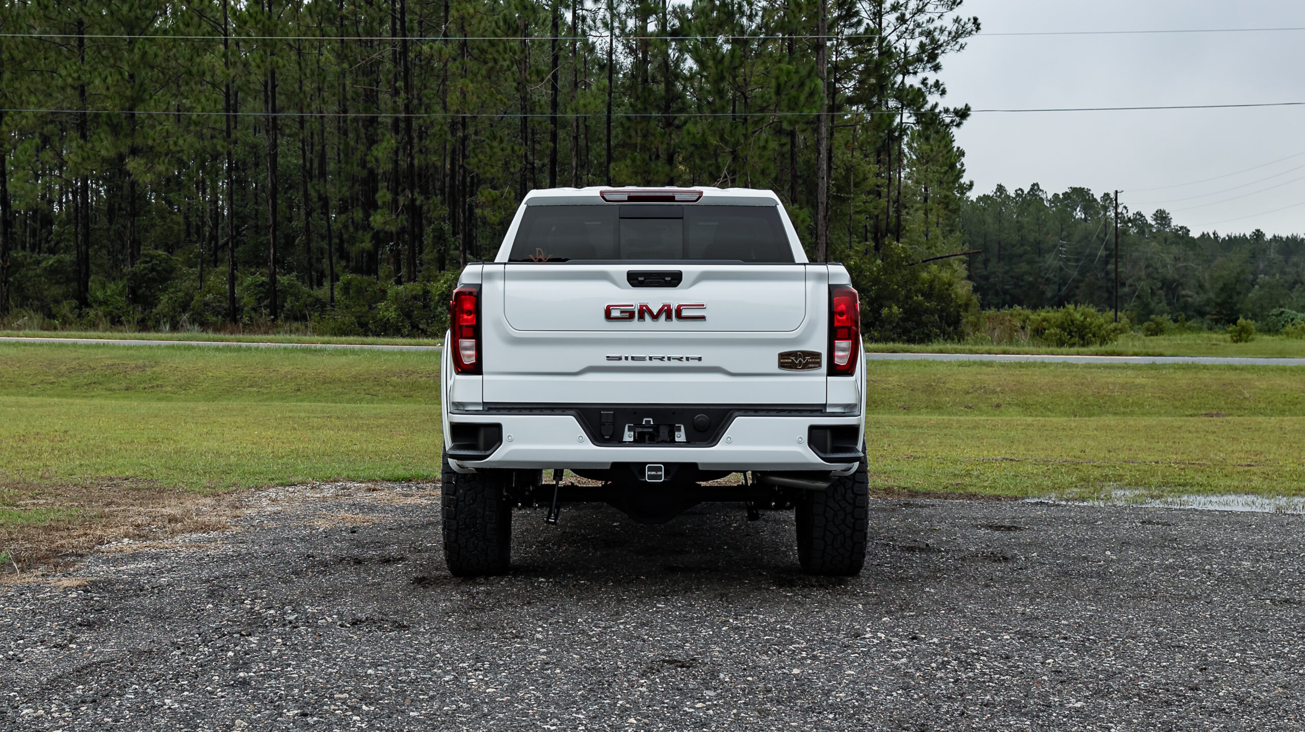 GMC 1500 Deadwood White