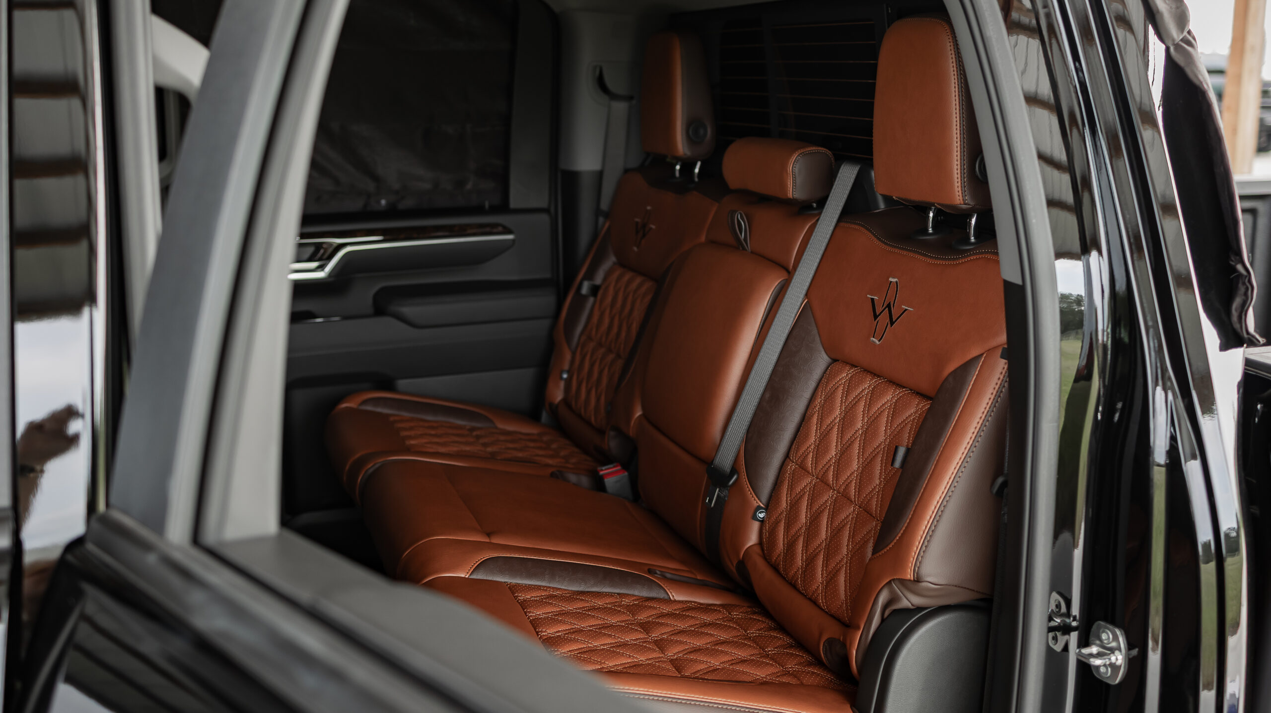 Chevy 2500 Deadwood Black