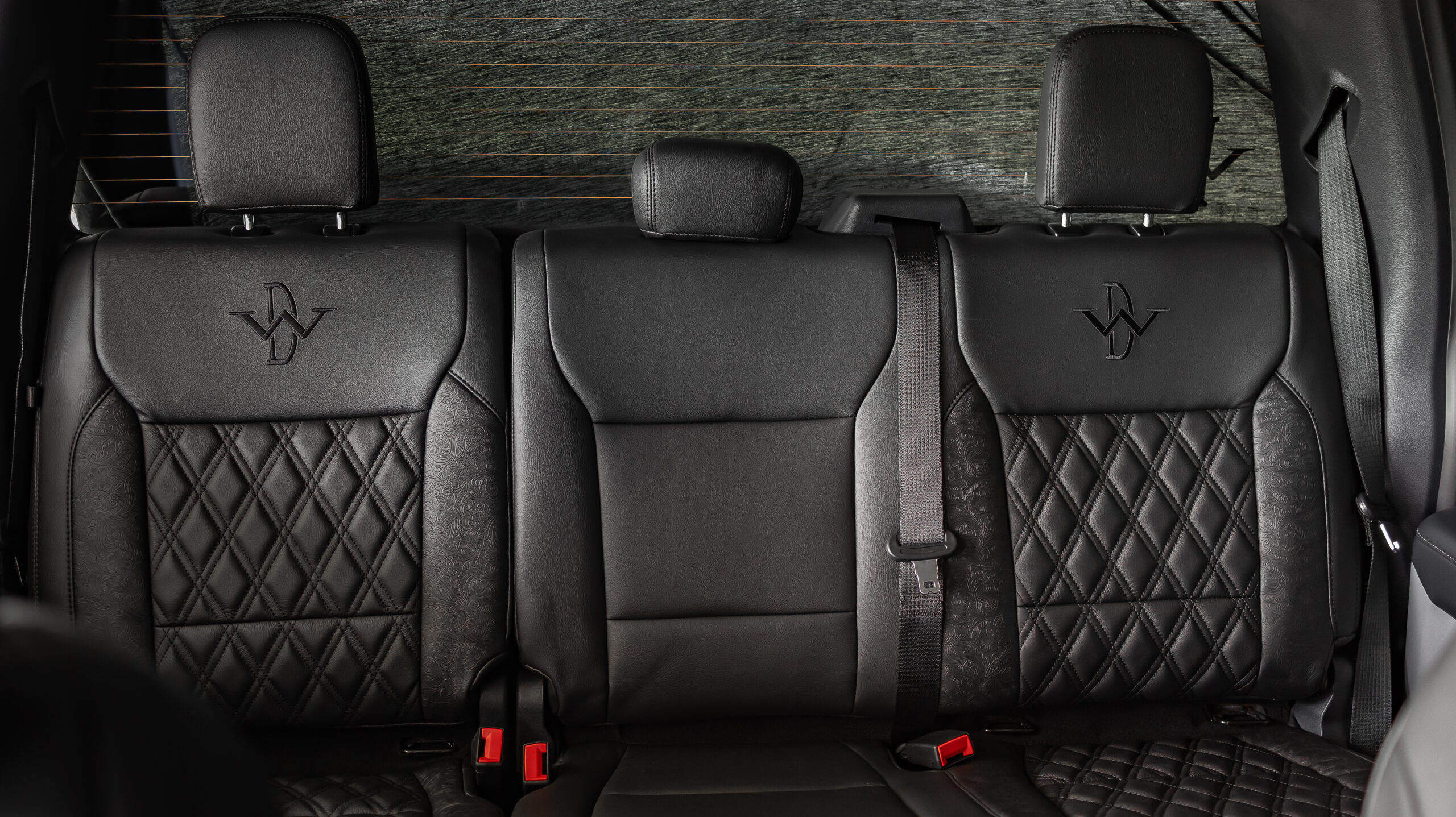 Ford F-250 Deadwood Smoke Black