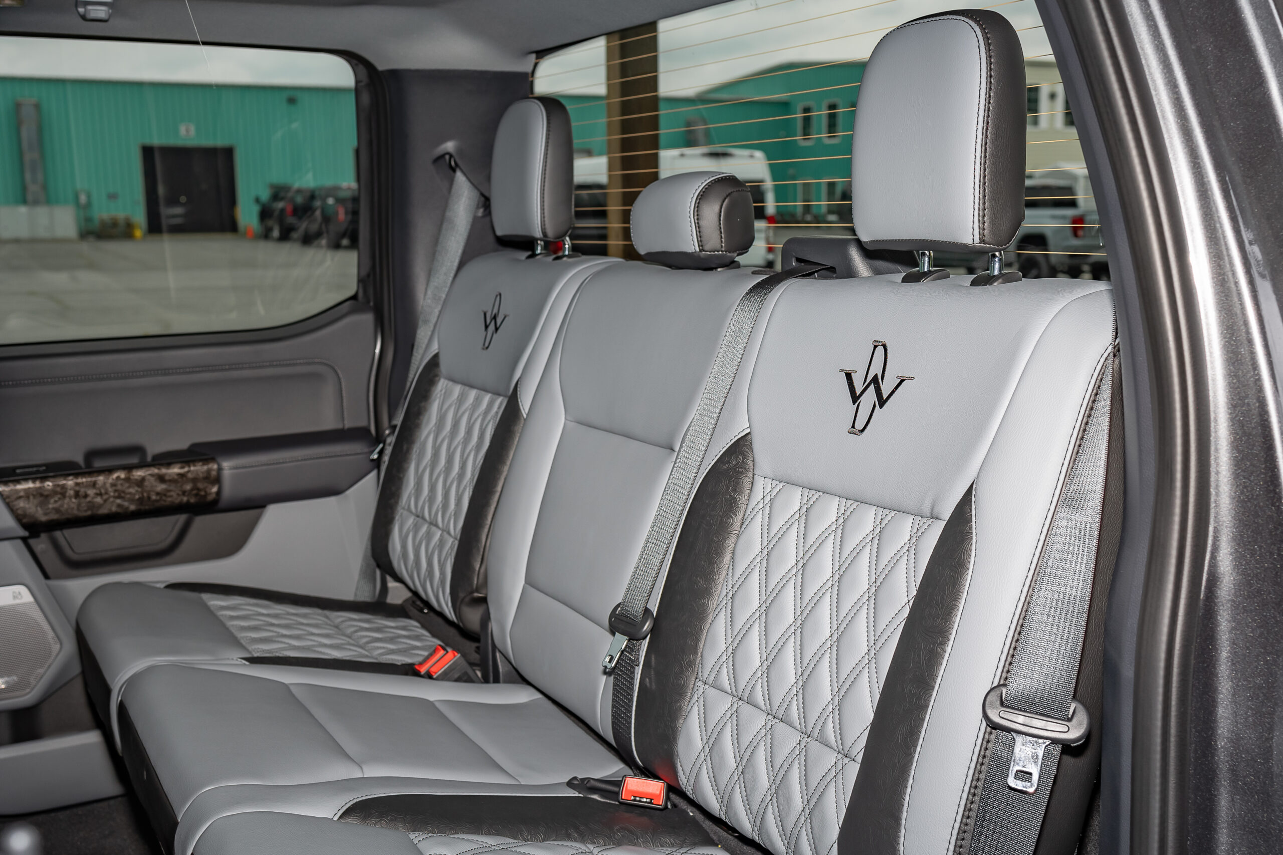 Ford F-250 Deadwood Gray