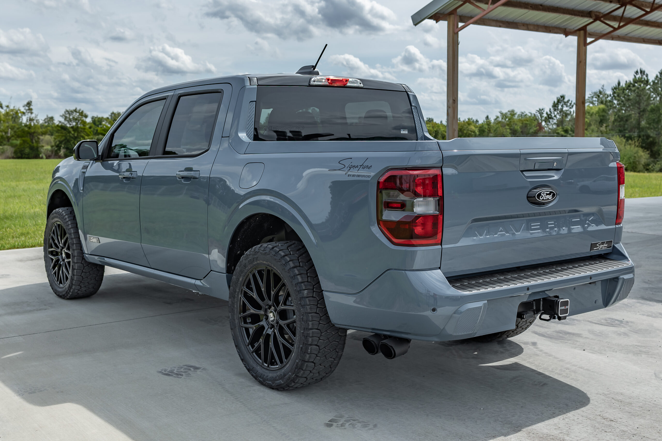 Ford Maverick Signature