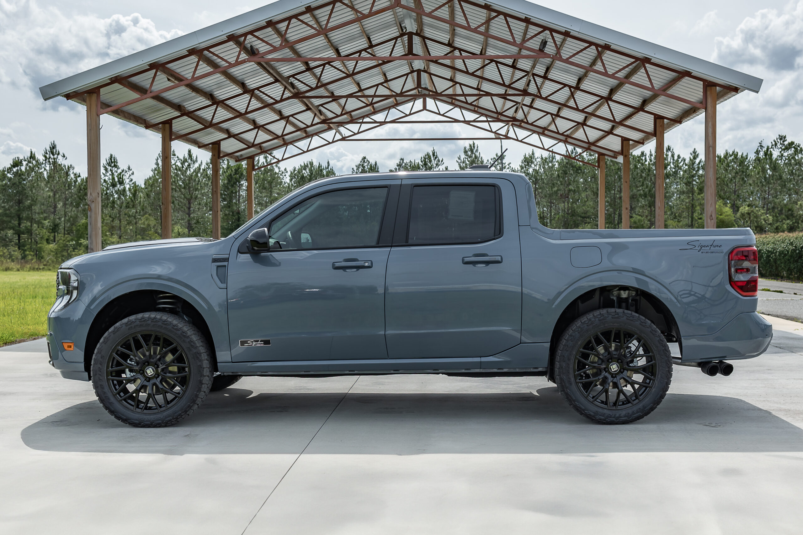 Ford Maverick Signature