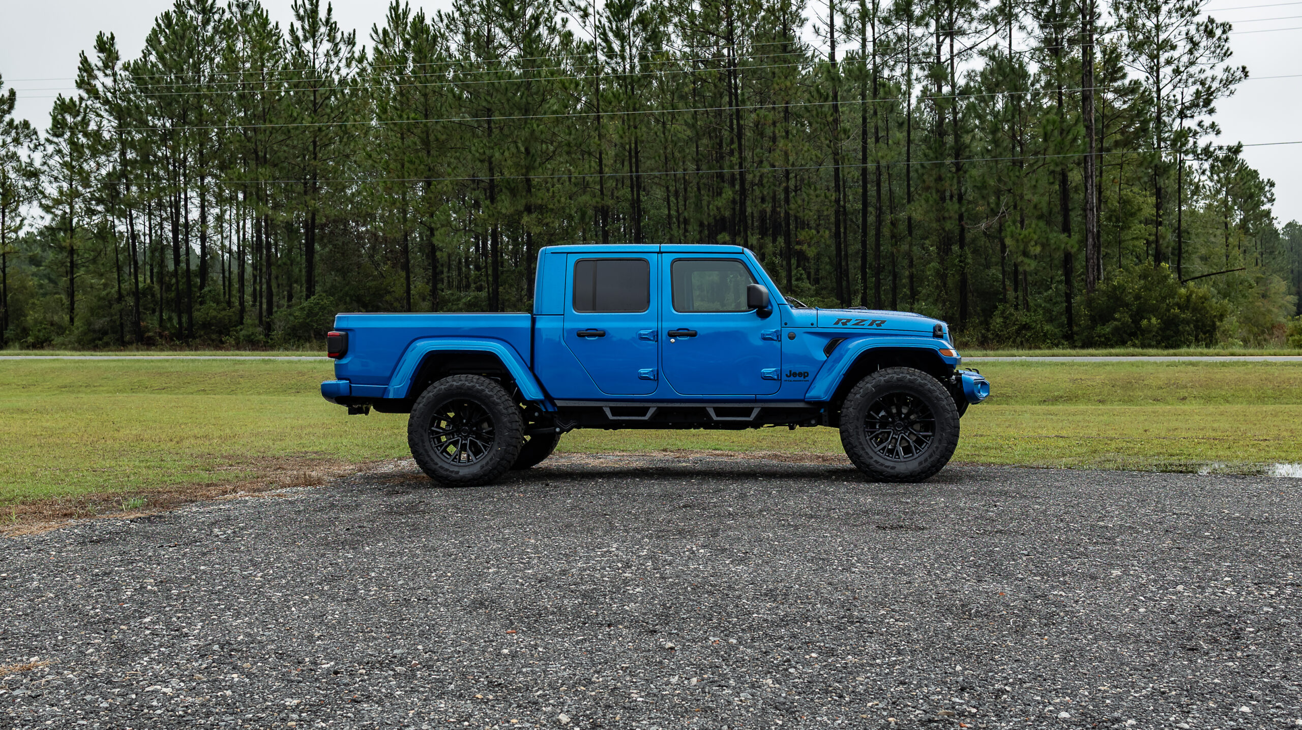 Jeep Gladiator RZR Blue