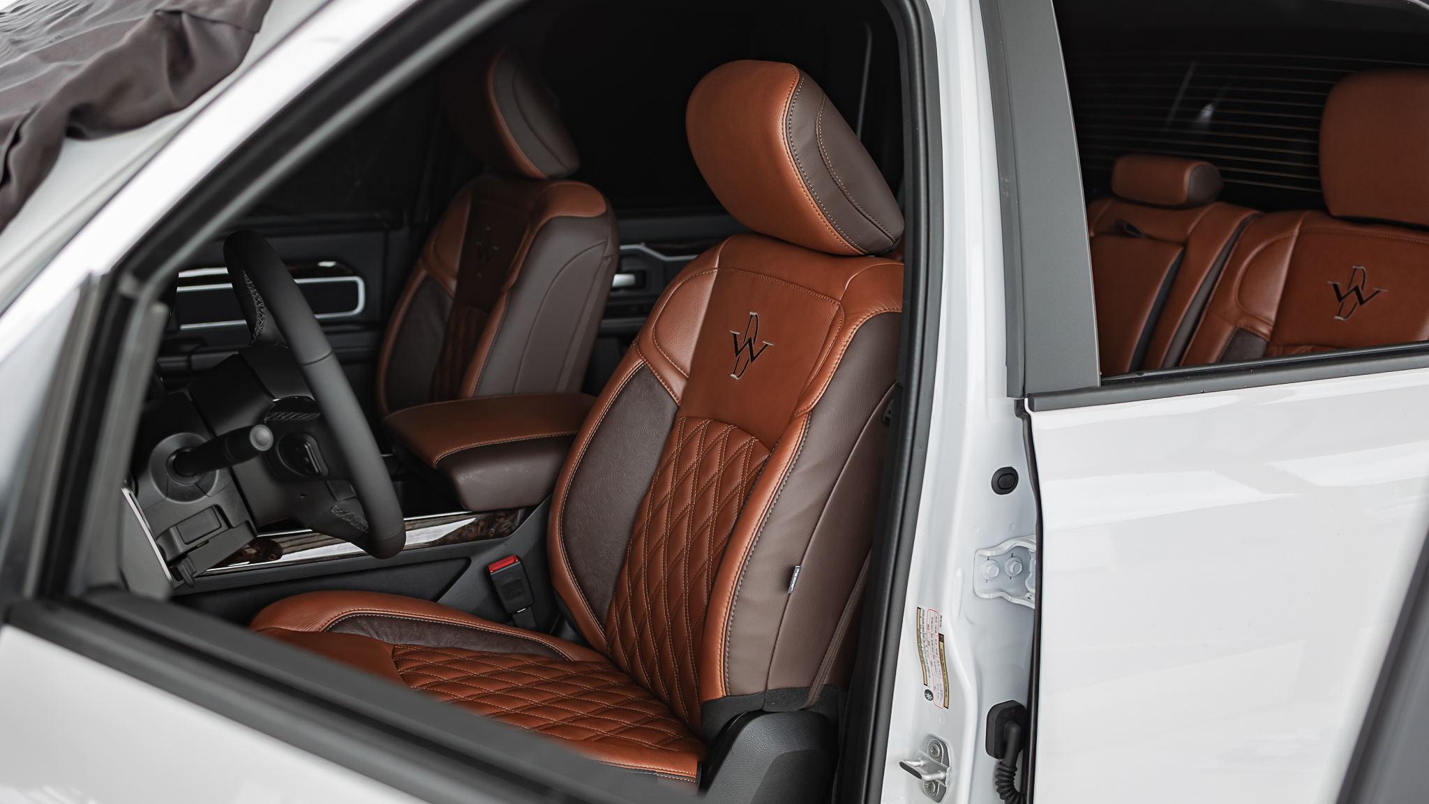 Ram 2500 Deadwood White